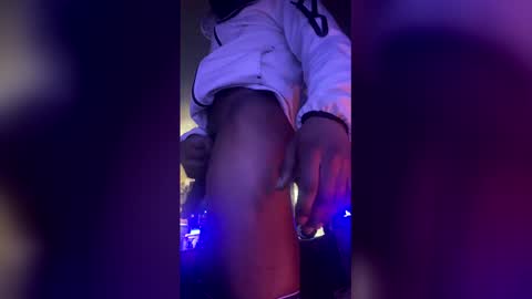 V98 online show from January 2026 08:14:01 PM