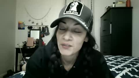 Lit en Cama online show from January 2025 01:29:01 AM