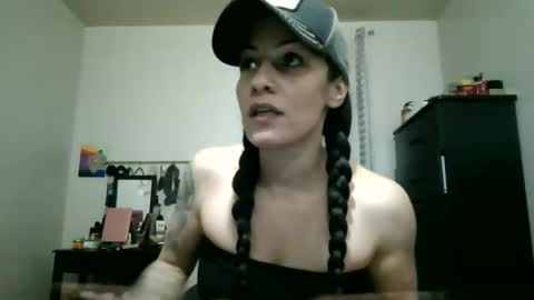 Lit en Cama online show from October 2025 03:50:02 AM