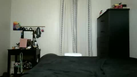 Lit en Cama online show from November 2025 06:55:01 AM