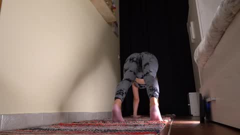 Lola online show from December 2024 05:55:01 PM