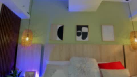 Holly online show from February 2026 11:28:01 AM