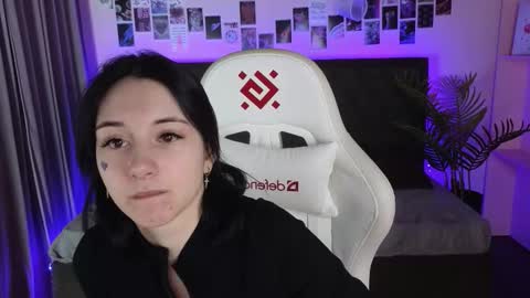 oh_kate_ online show from February 2026 01:40:02 AM