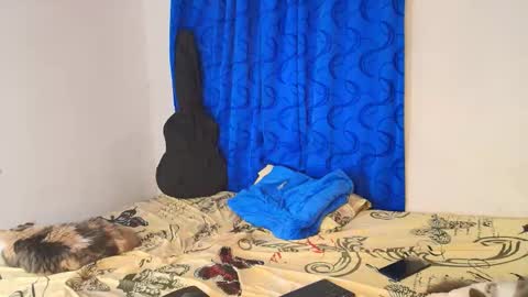 LU online show from November 2025 04:02:02 AM