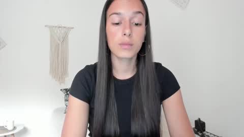 ohanna_ online show from December 2024 10:07:01 PM