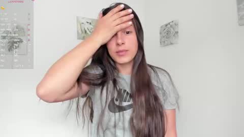 ohanna_ online show from February 2025 09:52:01 PM