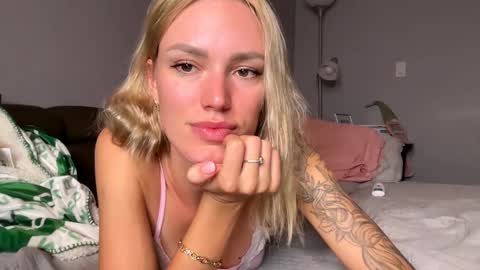 Kelly online show from February 2025 02:16:02 AM