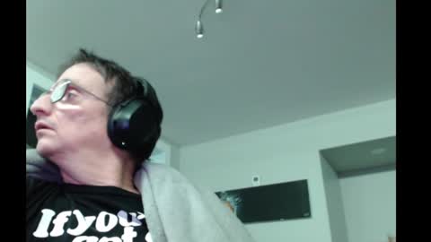 Snapshot of ohbitt chatting on January 2025 04:54:01 AM ohbitt online show from January 2025 04:54:01 AM