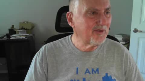 Snapshot of ohfukitsbob chatting on May 2026 05:19:02 PM ohfukitsbob online show from May 2026 05:19:02 PM