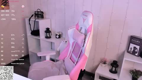 KAYA. online Tu We Th Fr Sa 0100AM - 0800AM Time zone of Germany Munich online show from March 2026 12:04:02 AM