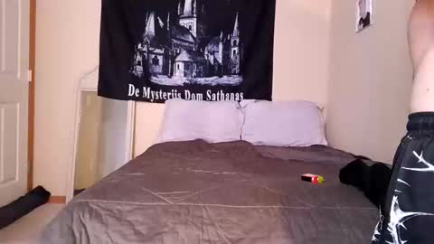 ohjaybones online show from October 2025 03:00:02 PM