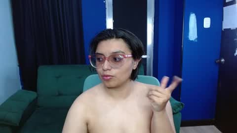 ohmysqueak online show from April 2026 01:11:02 AM