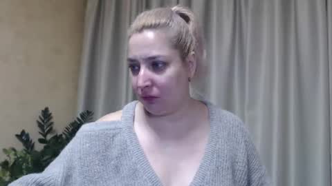 Iren online show from January 2025 03:52:02 AM