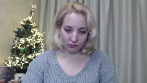 Snapshot of ohsweetmari chatting on December 2024 08:21:02 PM Mari online show from December 2024 08:21:02 PM