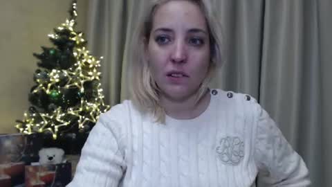 Snapshot of ohsweetmari chatting on December 2024 09:11:02 PM Mari online show from December 2024 09:11:02 PM