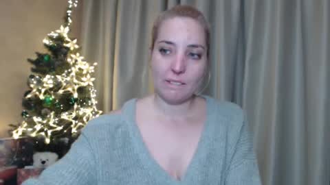 Snapshot of ohsweetmari chatting on December 2024 04:40:02 PM Mari online show from December 2024 04:40:02 PM