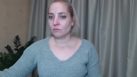 Snapshot of ohsweetmari chatting on January 2025 09:10:01 PM Mari online show from January 2025 09:10:01 PM