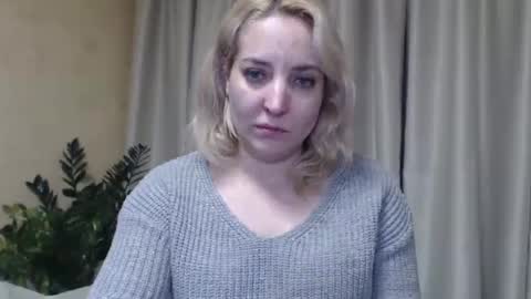 Snapshot of ohsweetmari chatting on January 2025 06:35:01 PM Mari online show from January 2025 06:35:01 PM