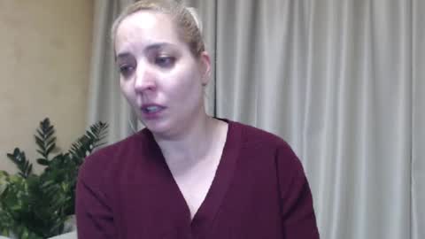 Snapshot of ohsweetmari chatting on January 2025 06:21:01 PM Mari online show from January 2025 06:21:01 PM
