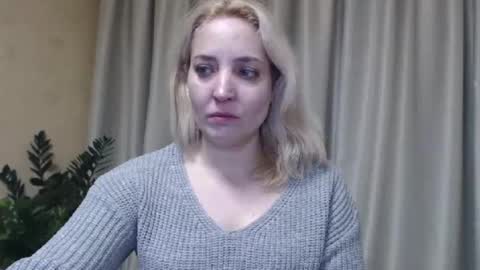 Snapshot of ohsweetmari chatting on February 2025 05:53:02 PM Mari online show from February 2025 05:53:02 PM