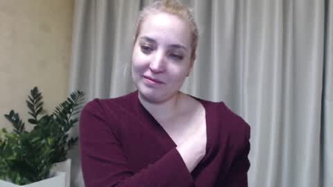 Snapshot of ohsweetmari chatting on February 2025 06:13:01 PM Mari online show from February 2025 06:13:01 PM