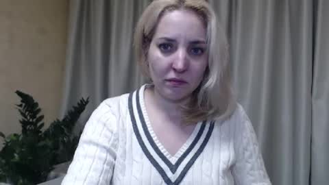 Snapshot of ohsweetmari chatting on February 2025 04:05:01 PM Mari online show from February 2025 04:05:01 PM
