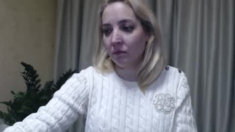 Snapshot of ohsweetmari chatting on February 2025 10:07:02 PM Mari online show from February 2025 10:07:02 PM