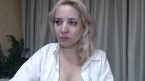 Snapshot of ohsweetmari chatting on September 2025 05:03:02 PM Mari online show from September 2025 05:03:02 PM
