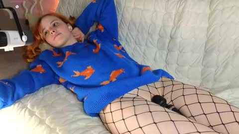 Yumi online show from October 2025 09:04:01 PM