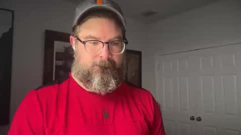 Snapshot of okayiguess chatting on November 2025 06:14:01 PM okayiguess online show from November 2025 06:14:01 PM