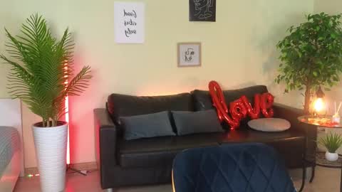 Christy online show from February 2025 09:23:01 AM