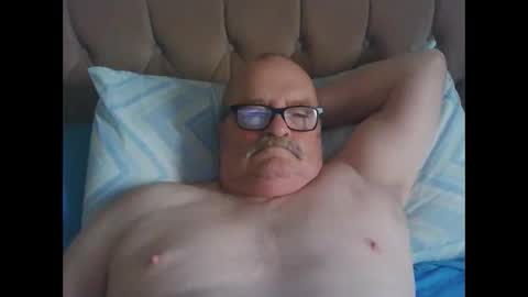 old_fkrr_ online show from November 2025 10:04:02 AM