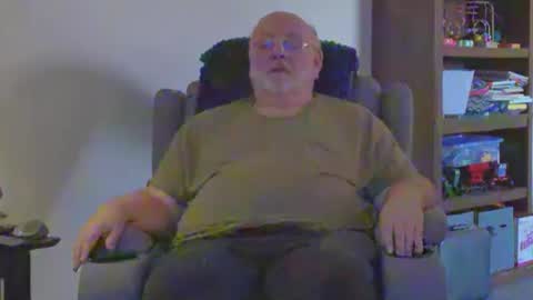 old_guy111 online show from May 2026 12:41:01 AM