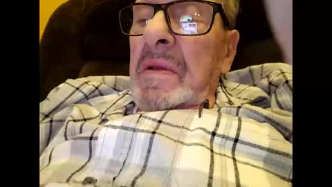 oldaddy2 online show from October 2025 04:37:01 AM