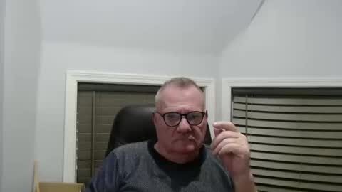 oldguybigd online show from October 2025 07:20:02 AM