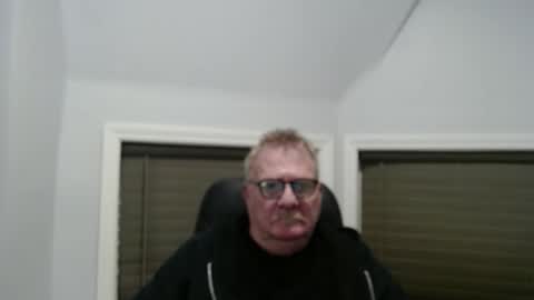 oldguybigd online show from January 2026 03:45:02 AM