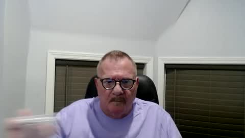 oldguybigd online show from July 2026 03:33:02 AM