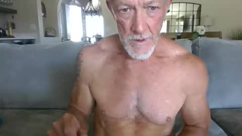 Snapshot of oldmanmeataz chatting on June 2026 11:24:02 PM oldmanmeataz online show from June 2026 11:24:02 PM