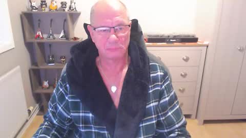Snapshot of oldveteranuk chatting on September 2025 05:29:01 AM oldveteranuk online show from September 2025 05:29:01 AM