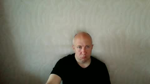 Snapshot of oleg365 chatting on May 2026 05:36:02 AM figaro online show from May 2026 05:36:02 AM