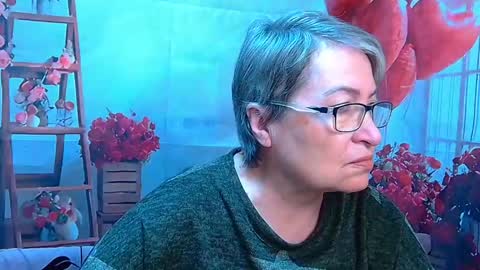 OlgaLuck online show from April 2026 05:41:01 AM