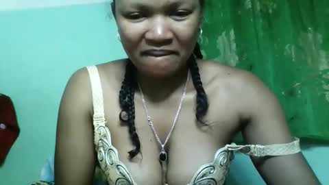 olgamariah203875 online show from November 2025 05:47:02 PM