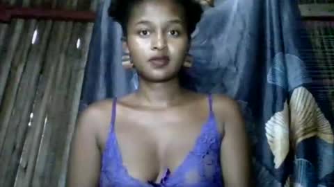 Snapshot of olinah610 chatting on April 2026 03:00:02 AM olinah610 online show from April 2026 03:00:02 AM