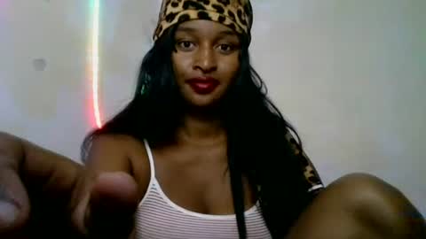 Snapshot of olinah610 chatting on June 2026 10:25:02 AM olinah610 online show from June 2026 10:25:02 AM