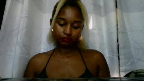 Snapshot of olinah610 chatting on July 2026 05:10:02 AM olinah610 online show from July 2026 05:10:02 AM
