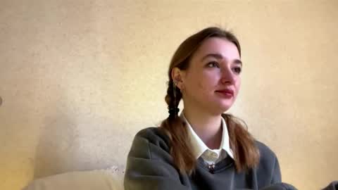 Olivia here online show from September 2025 09:02:01 AM