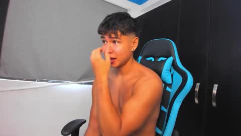 Oliver bray online show from October 2025 05:02:02 PM