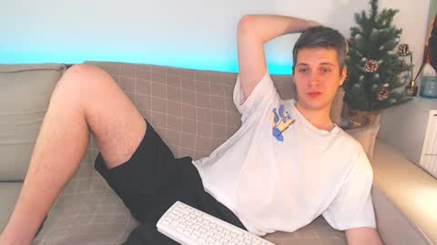 Snapshot of oliver_hort chatting on January 2025 05:43:02 PM Oliver online show from January 2025 05:43:02 PM