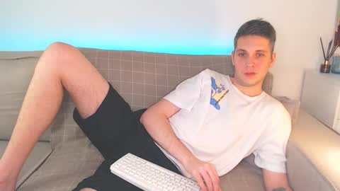 Snapshot of oliver_hort chatting on January 2025 06:54:01 PM Oliver online show from January 2025 06:54:01 PM