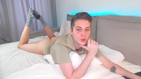 Snapshot of oliver_hort chatting on February 2025 10:27:02 AM Oliver online show from February 2025 10:27:02 AM
